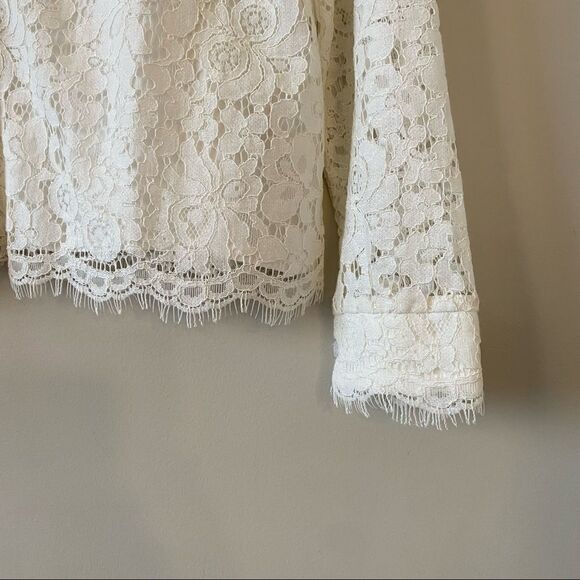 NWT-CUPCAKES & Cashmere Rosella Lace Collared Blouse (Size:Medium) - Picture 10 of 15